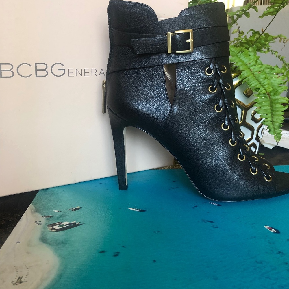 BCBG  Generation Bootie